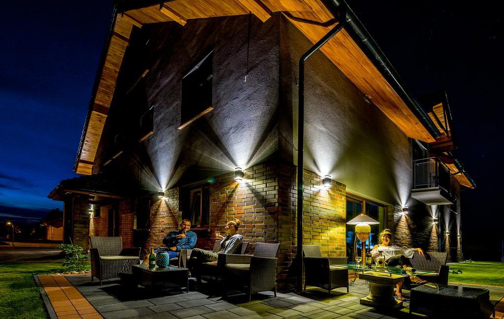 Villa Rodzinna อุสตรอเนียมอร์สเกีย ภายนอก รูปภาพ